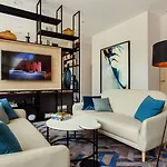 Courtyard By Marriott Center