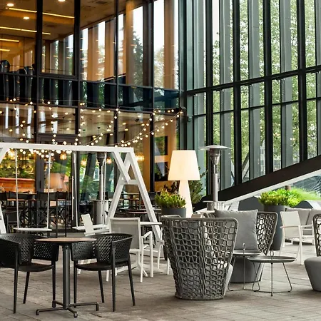 Courtyard By Marriott Center Hotell 4*