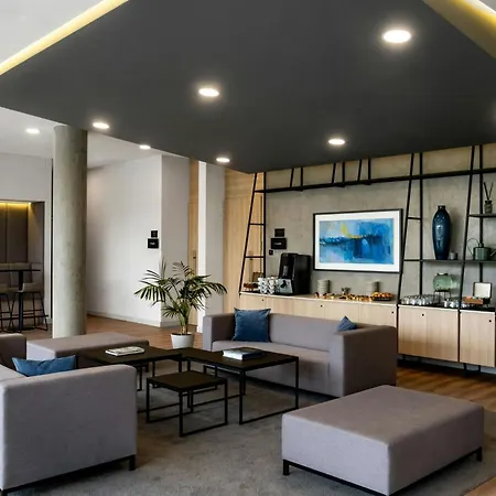 Courtyard By Marriott Center Вільнюс