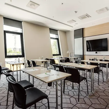 Courtyard By Marriott Center מלון 4*