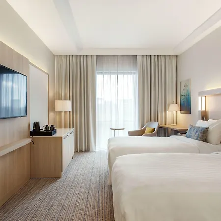 Courtyard By Marriott Center מלון וילנה