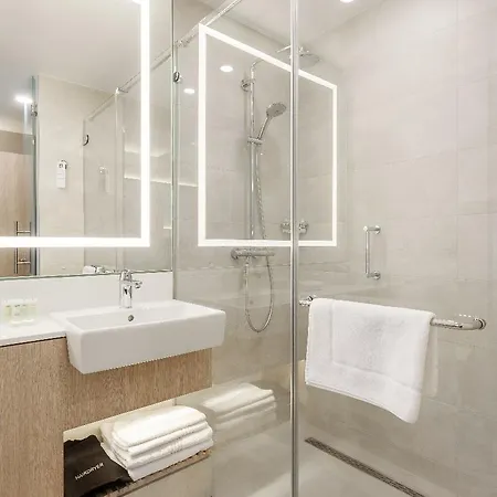 Courtyard By Marriott Center 4*