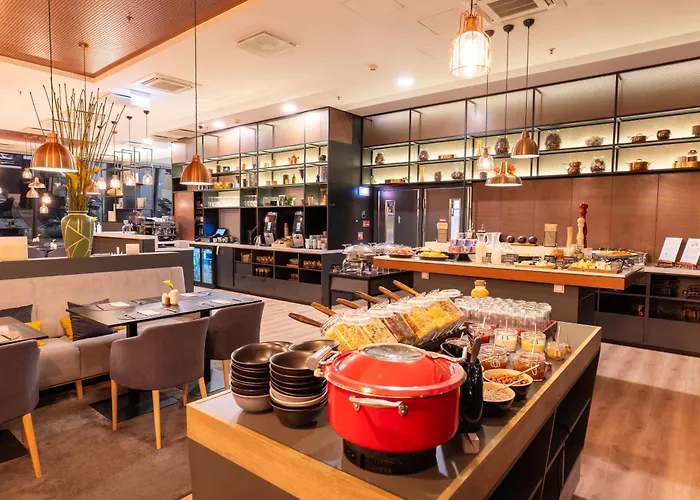 Courtyard By Marriott Center 4*