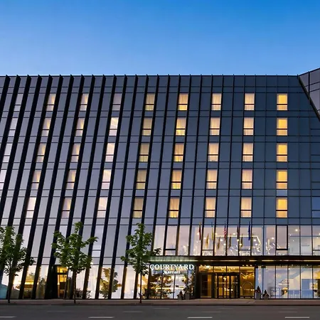 Ξενοδοχείο Courtyard By Marriott Center