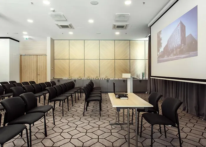 Отель Courtyard By Marriott Center 4*