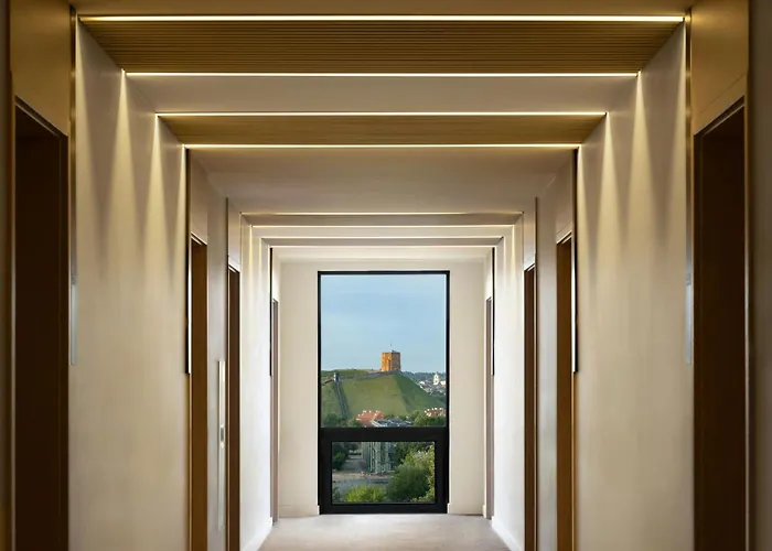 Courtyard By Marriott Center