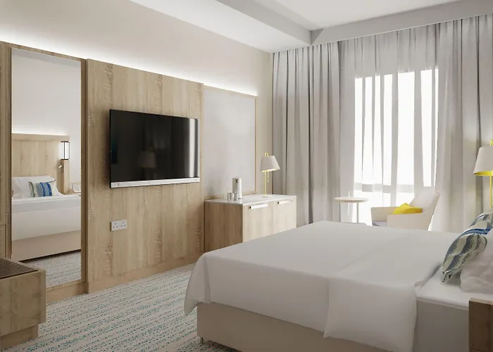 Courtyard By Marriott Center Отель Вильнюс