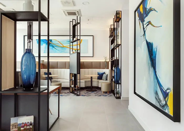 Courtyard By Marriott Center Отель 4*