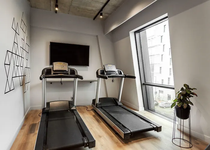 Courtyard By Marriott Center