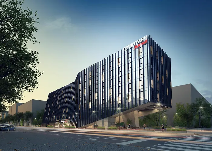 Courtyard By Marriott Center Отель 4*