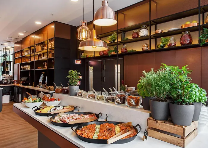 Courtyard By Marriott Center Hotel Vilnius